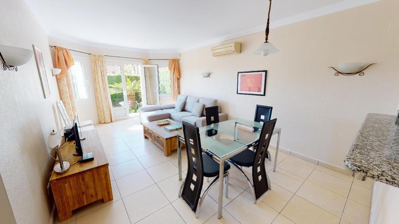 Apartamentos Y Villas Oliva Nova Golf Resort ภายนอก รูปภาพ