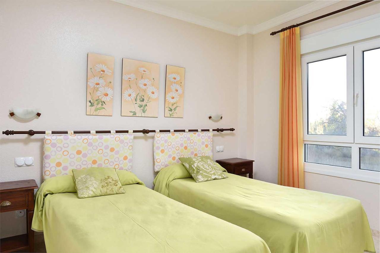 Apartamentos Y Villas Oliva Nova Golf Resort ภายนอก รูปภาพ